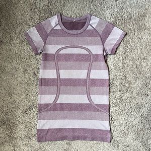 Short sleeve lululemon shirt.